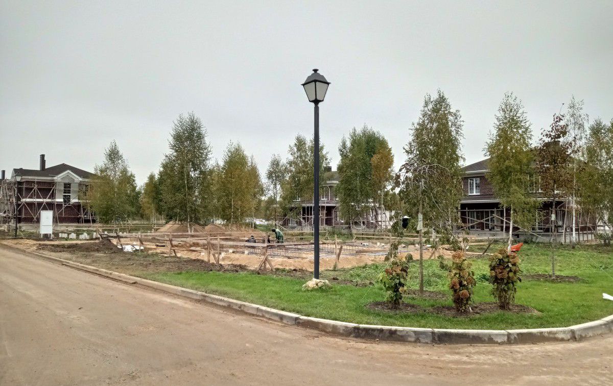 october-2021-08.jpg
